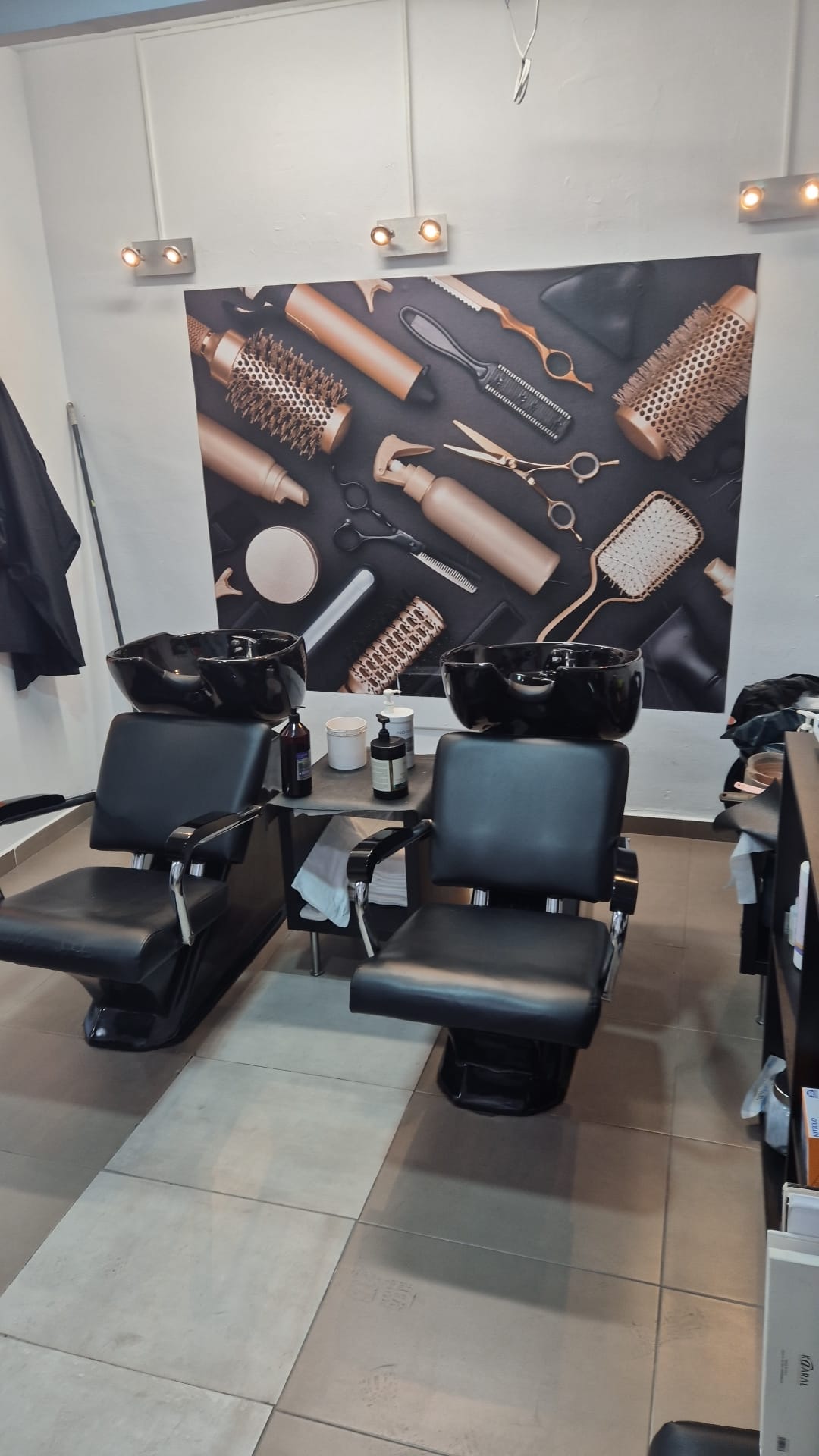 Lavado de pelo en Cala de Mijas