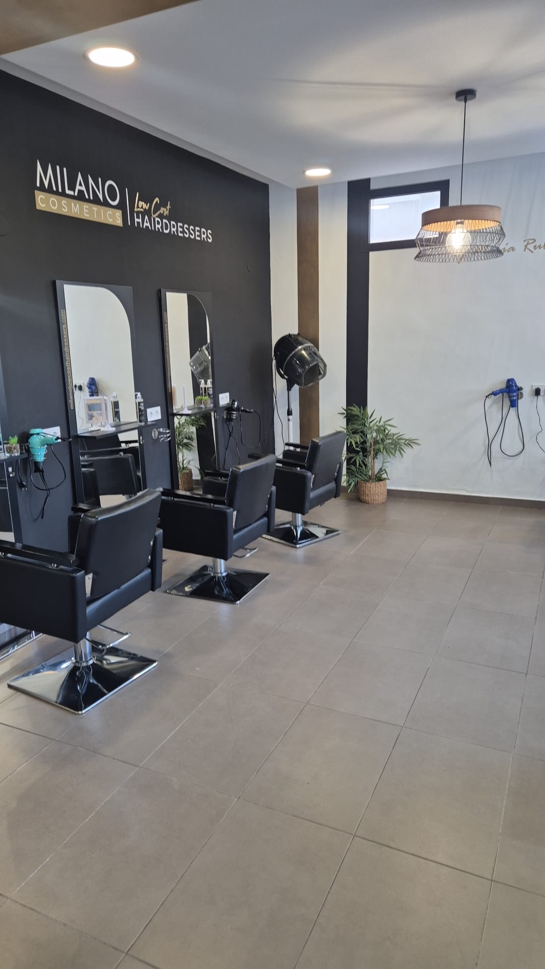 Peluquería Milano Cosmetics en Cala de Mijas